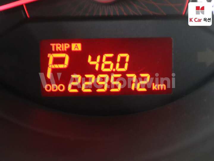 Kia Sorento R 2011 — 4