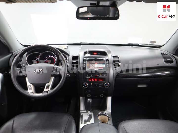 Kia Sorento R 2010 — 3