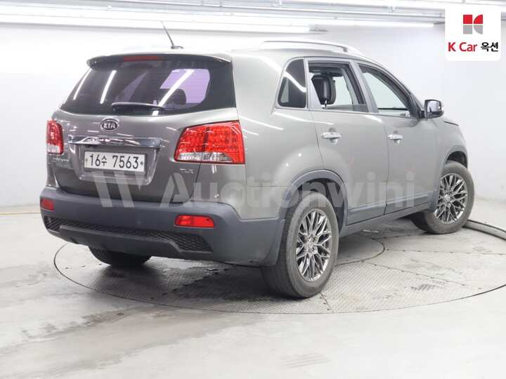 Kia Sorento R 2011 — 2