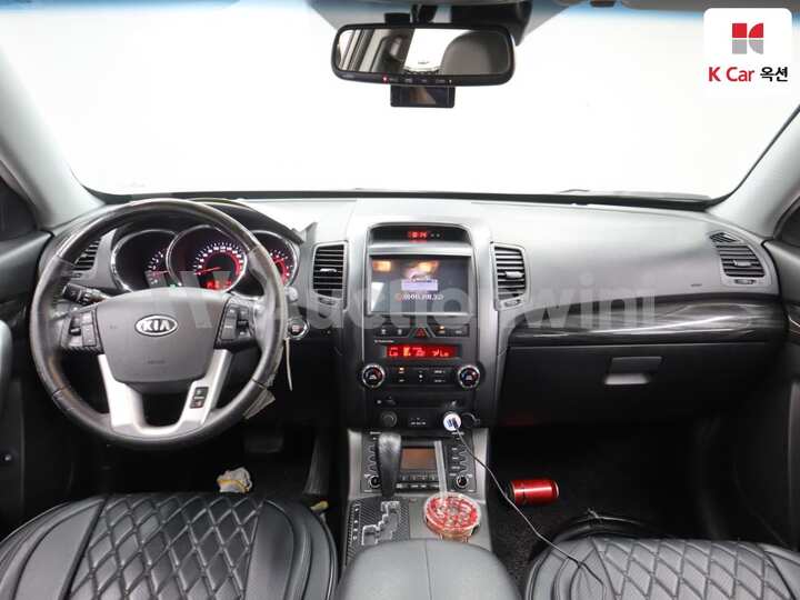Kia Sorento R 2011 — 3