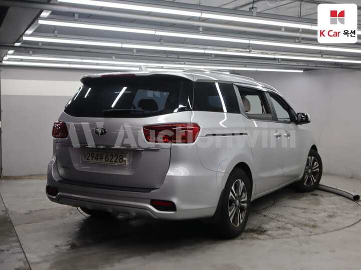 Kia 더 뉴 카니발 2019 — 2