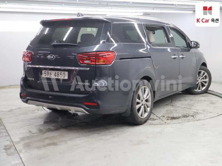Kia 더 뉴 카니발 2019 — 2