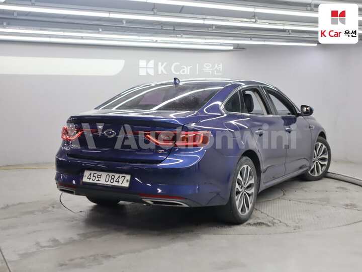 Renault SM6 2016 — 2