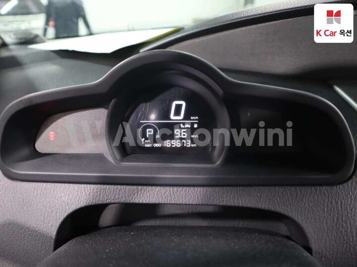 KGM (Ssangyong) Korando Turismo 2017 — 5