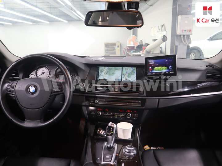 BMW 5 Series (F10) 2011 — 3