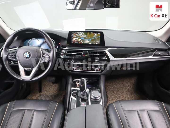 BMW 5 Series G30 2018 — 3