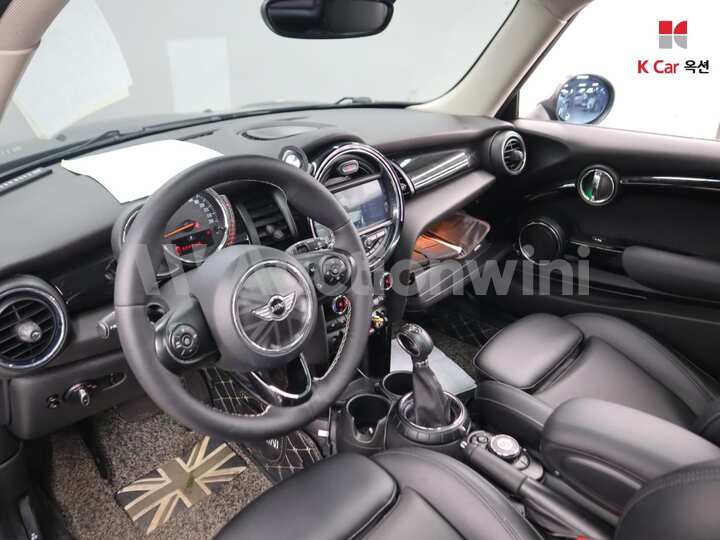 Mini Cooper (3rd Gen) 2017 — 3