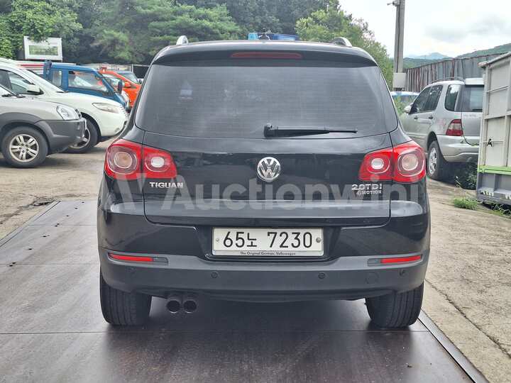 Volkswagen Tiguan 2011 — 4