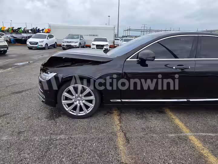 Volvo S90 2018 — 3