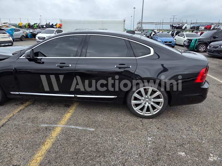 Volvo S90 2018 — 4