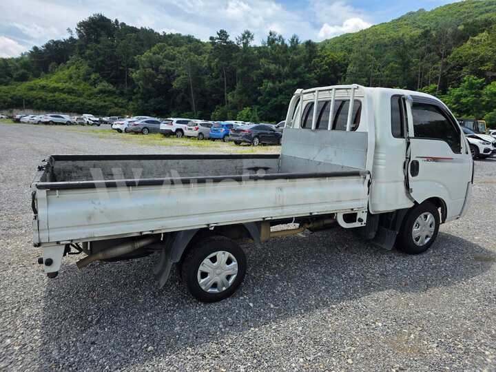 Kia Bongo3 King Cab 2024 — 4