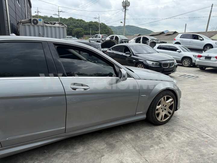 Mercedes Benz C Class W204 2012 — 5
