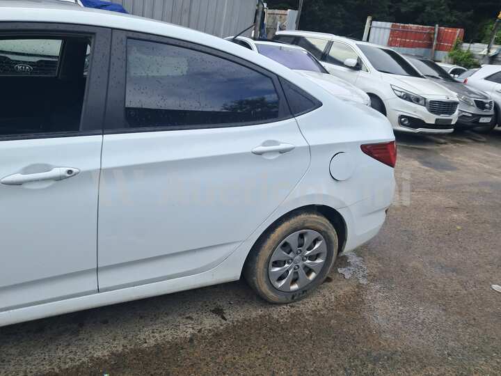Hyundai Accent 2016 — 3