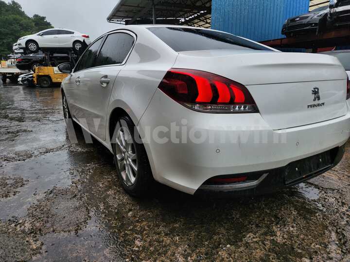 Peugeot 208 2016 — 5