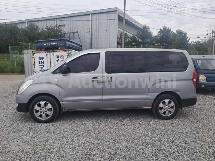 Hyundai Grand Starex 2017 — 2