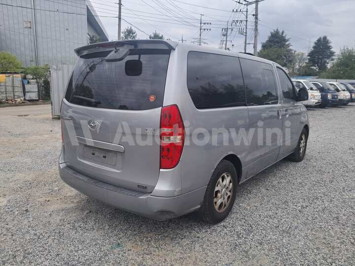 Hyundai Grand Starex 2012 — 5