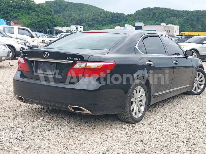 Lexus LS460 2010 — 5