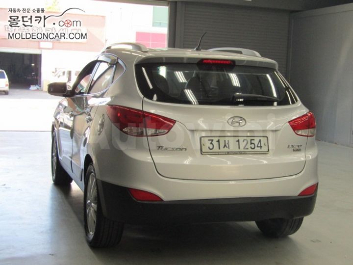 Hyundai Tucson 2009 — 3