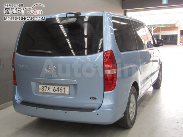 Hyundai Starex 2009 — 3