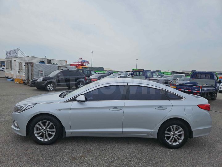 Hyundai Sonata 2015 — 2