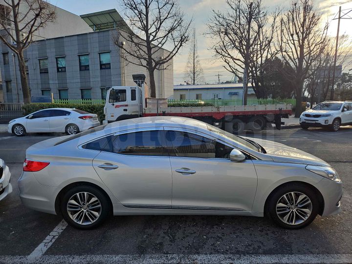 Hyundai Grandeur 2015 — 5