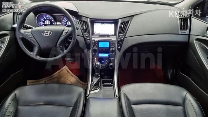 Hyundai Sonata 2012 — 5