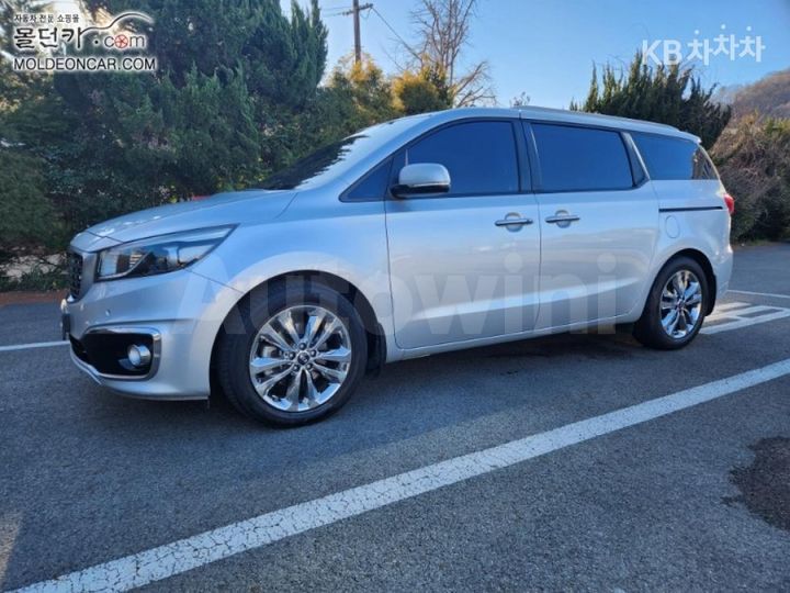 Kia Carnival 2015 — 3
