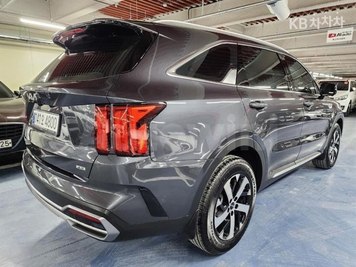 Kia Sorento 2023 — 4