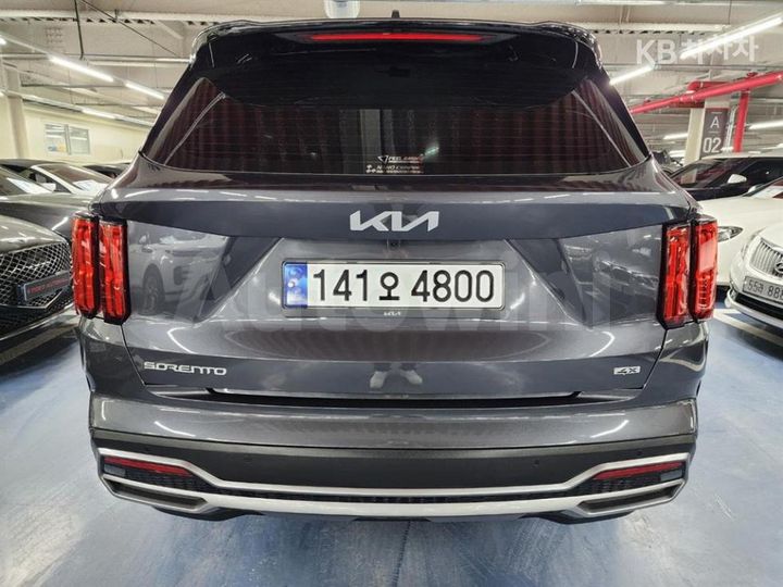 Kia Sorento 2023 — 5