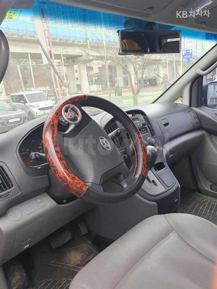 Hyundai Starex 2016 — 5