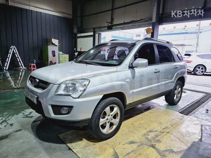 Kia Sportage 2010 — 2