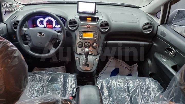 Kia Carens 2013 — 5