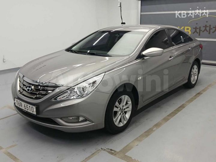 Hyundai Sonata 2011 — 3