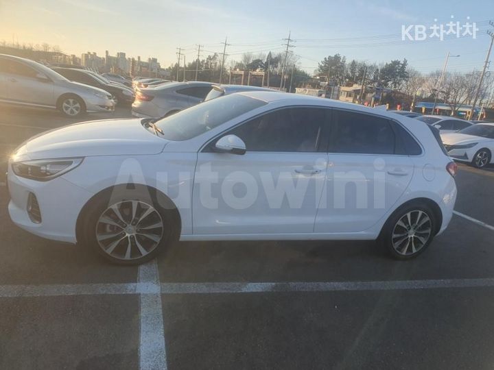 Hyundai i30 2017 — 2