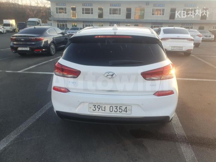 Hyundai i30 2017 — 4