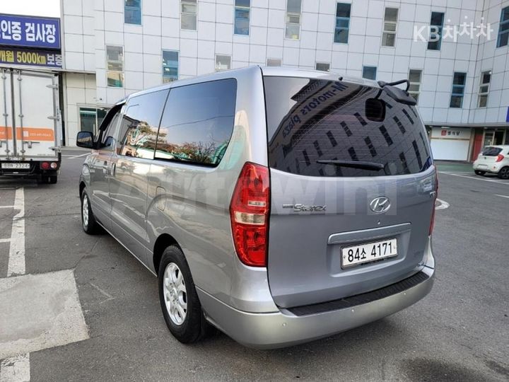 Hyundai Starex 2012 — 4