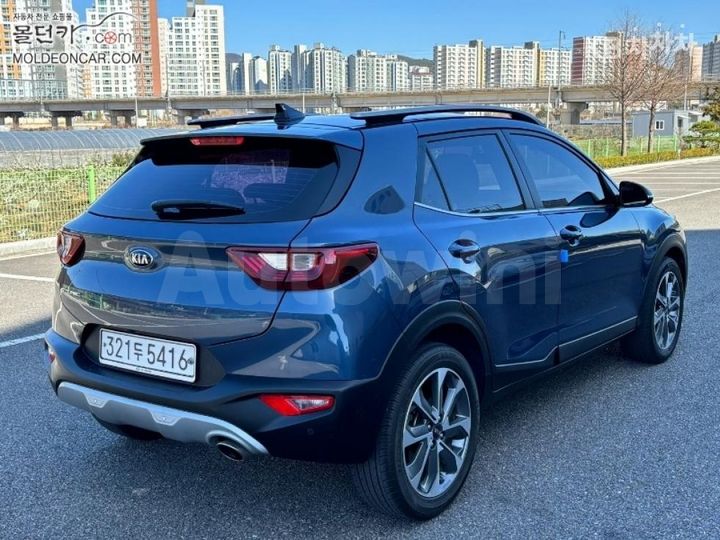 Kia Stonic 2020 — 3