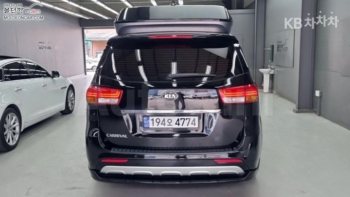 Kia Carnival 2018 — 4