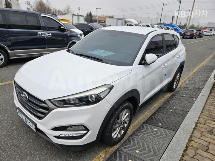 Hyundai Tucson 2016 — 2