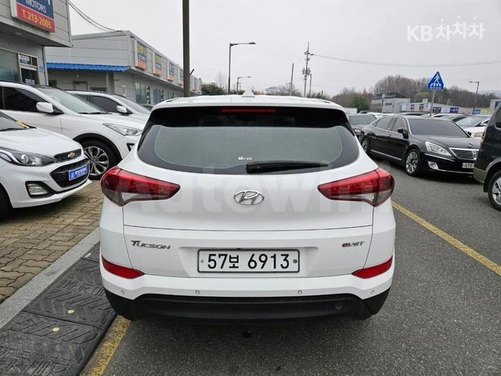 Hyundai Tucson 2016 — 4