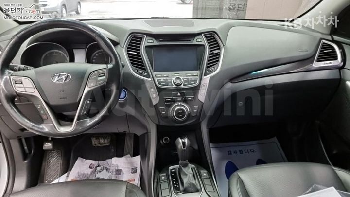 Hyundai SantaFe 2015 — 5