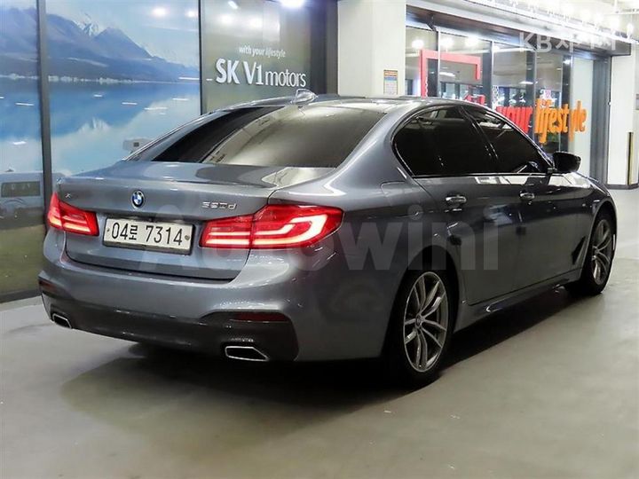 BMW 5 Series 2017 — 4