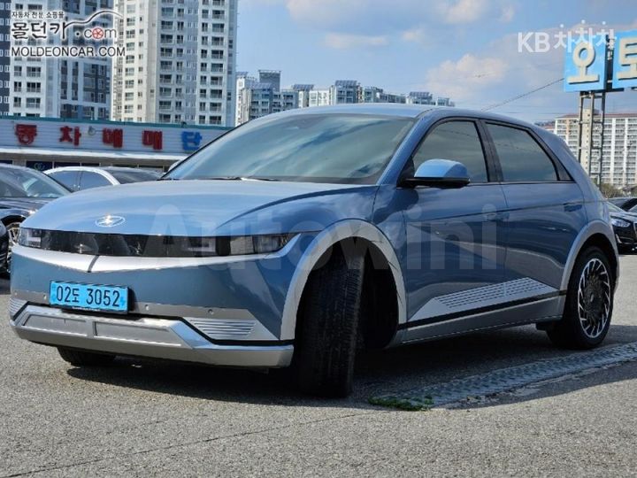 Hyundai Ioniq 2023 — 3