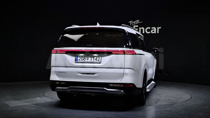 Kia Carnival 2023 — 4