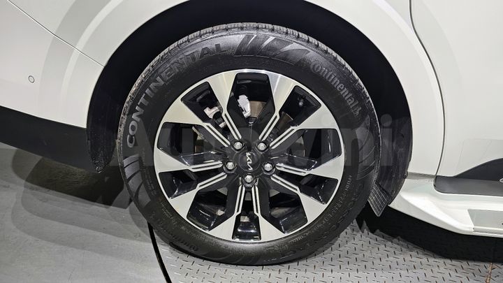 Kia Carnival 2023 — 5