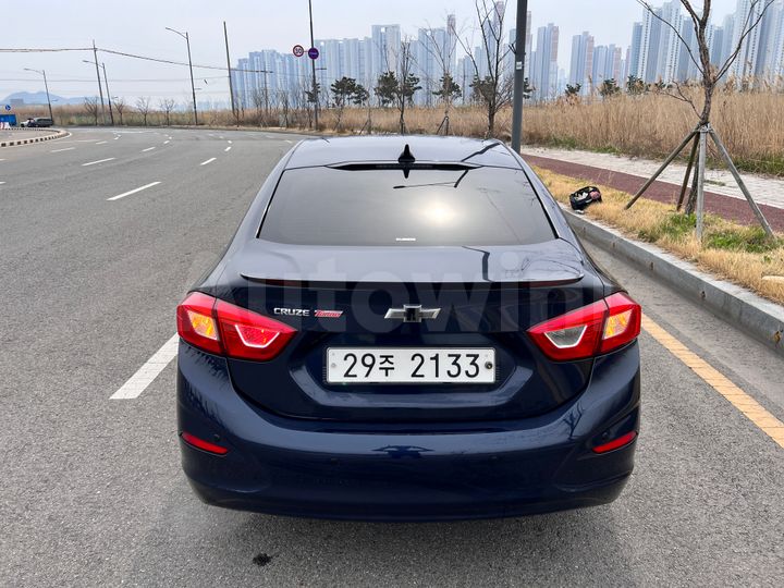 Chevrolet Cruze 2017 — 5