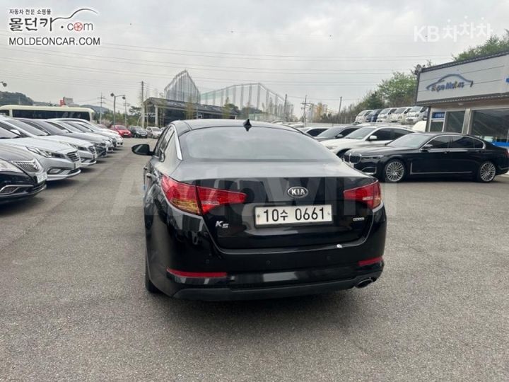 Kia K5 2013 — 2