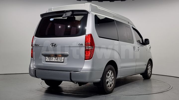 Hyundai Starex 2008 — 2