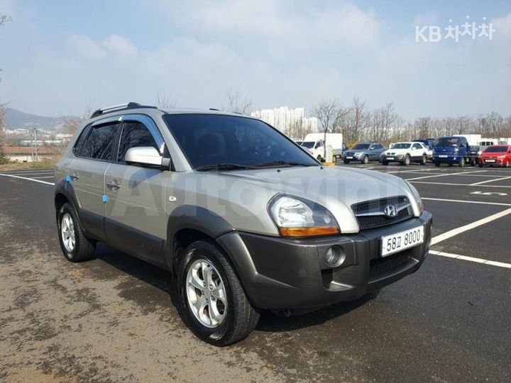 Hyundai Tucson 2009 — 2