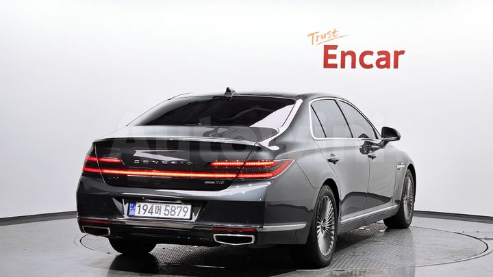 Genesis G90 2020 — 2